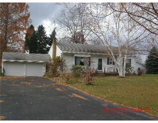 1625 North Keel Ridge Road Hermitage, PA 16148 - Photo 1 of 9 Exterior Front.