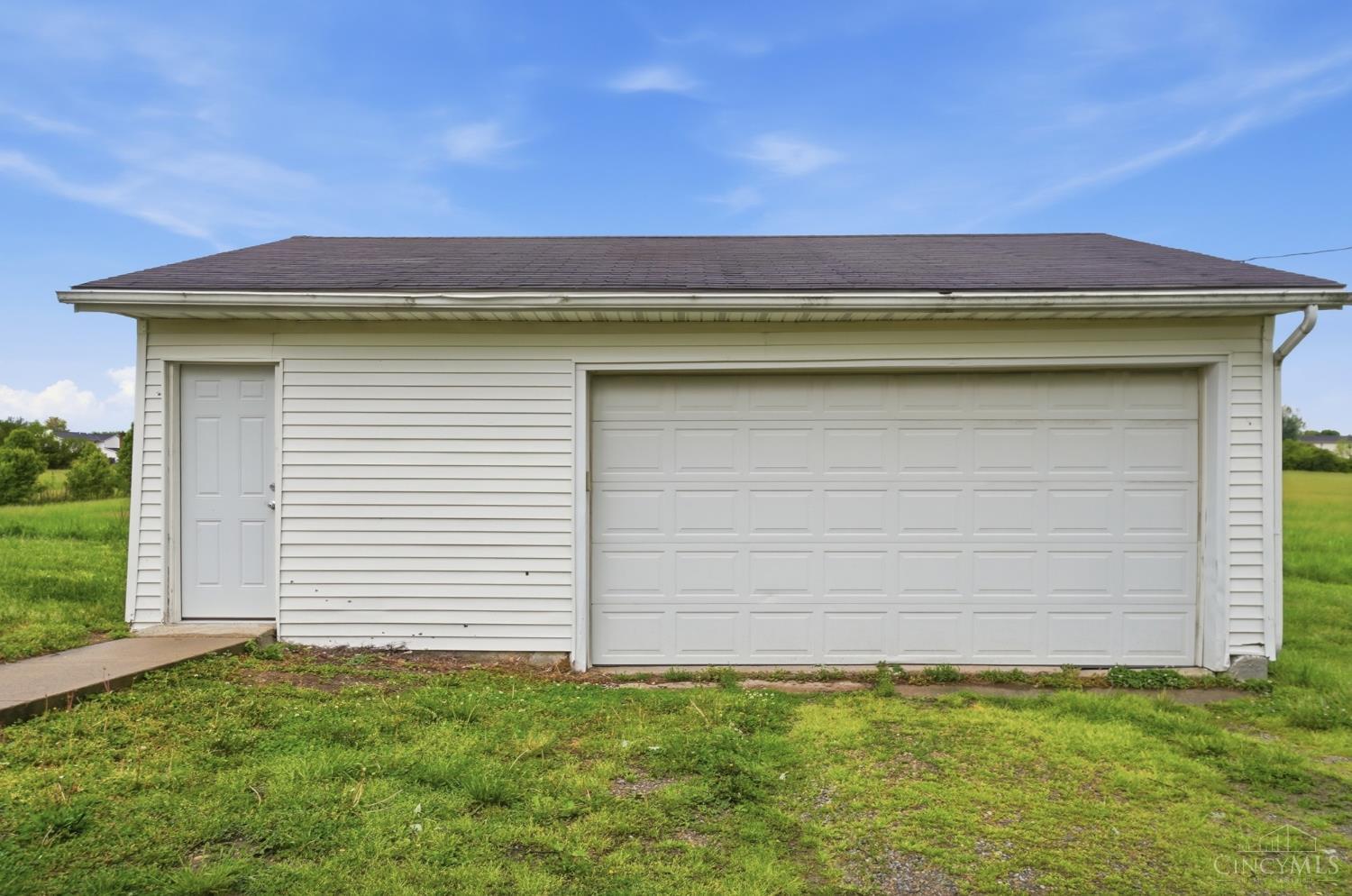 4060 Princeton Road Hamilton, OH 45011 - Photo 16 of 62