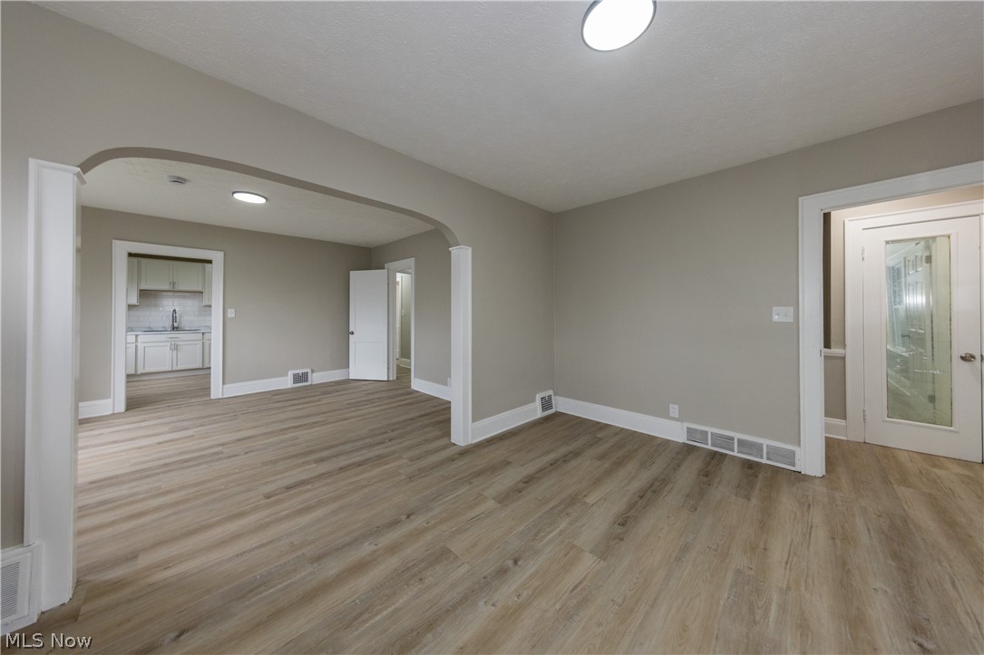 9711 Aetna Road Cleveland, OH 44105 - Photo 24 of 49 Gallery Image 24