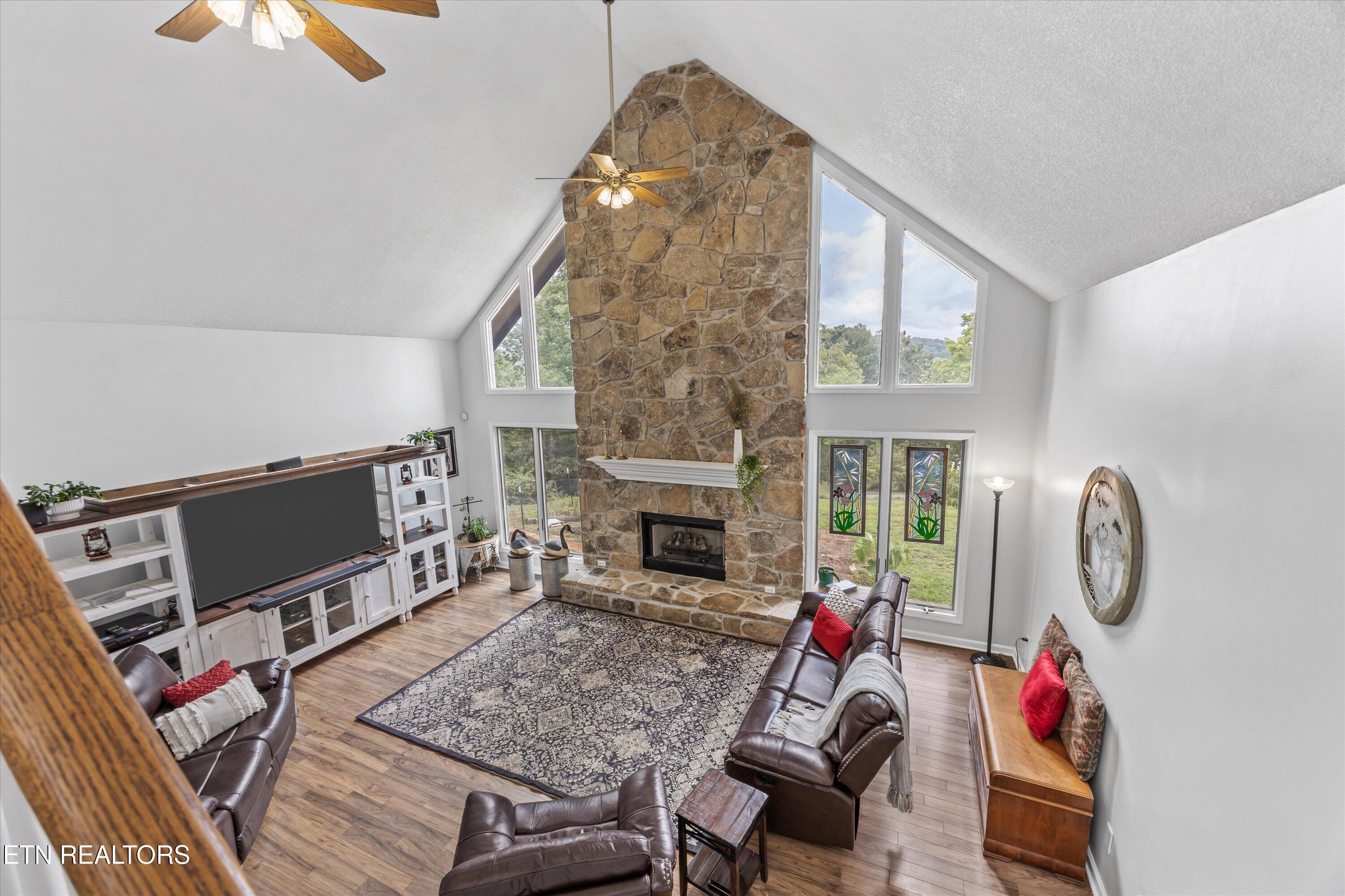350 Ridgewood Drive Clinton, TN 37716 - Photo 24 of 44 22-350 Ridgewood Dr 005