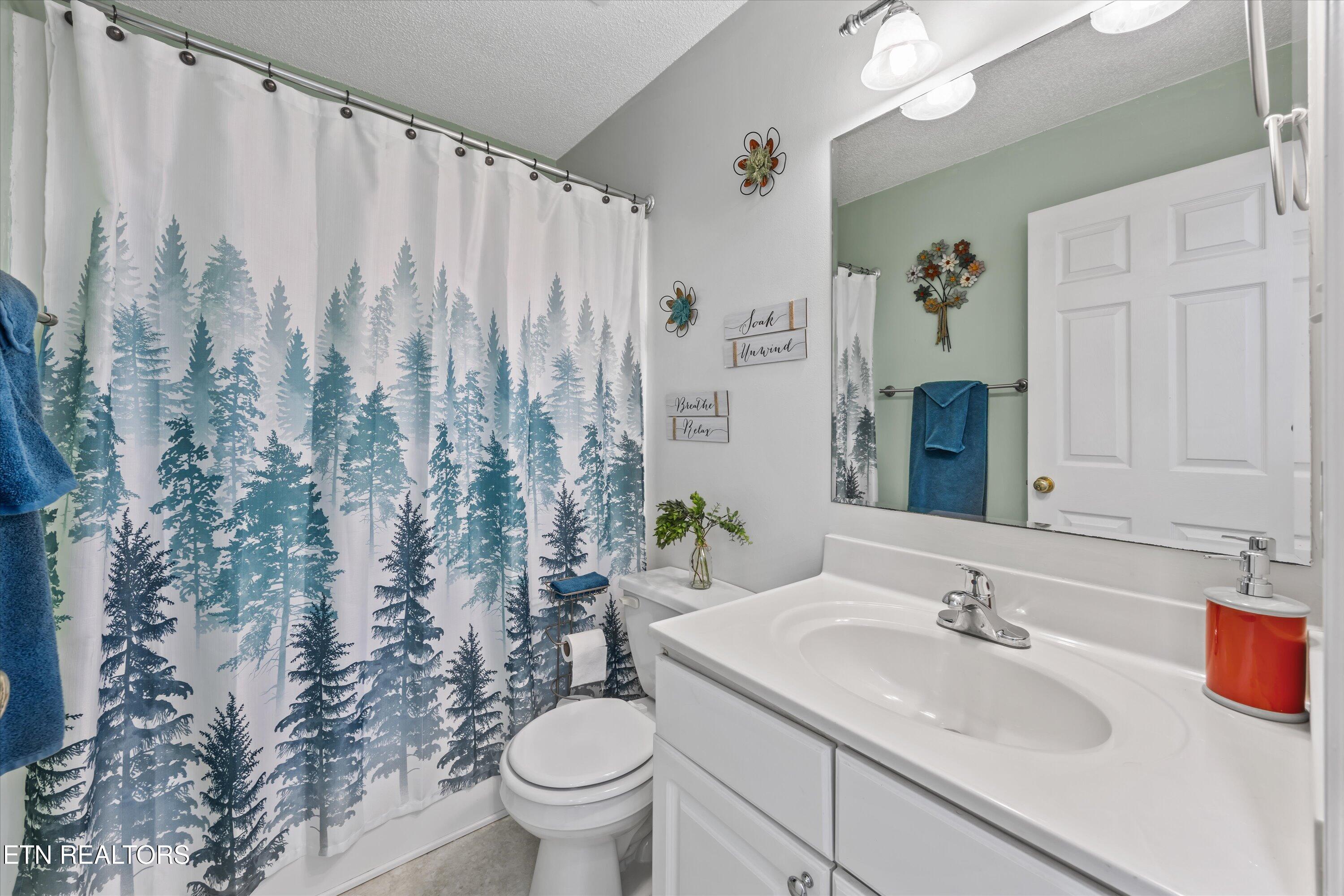 350 Ridgewood Drive Clinton, TN 37716 - Photo 29 of 44 26-350 Ridgewood Dr 004