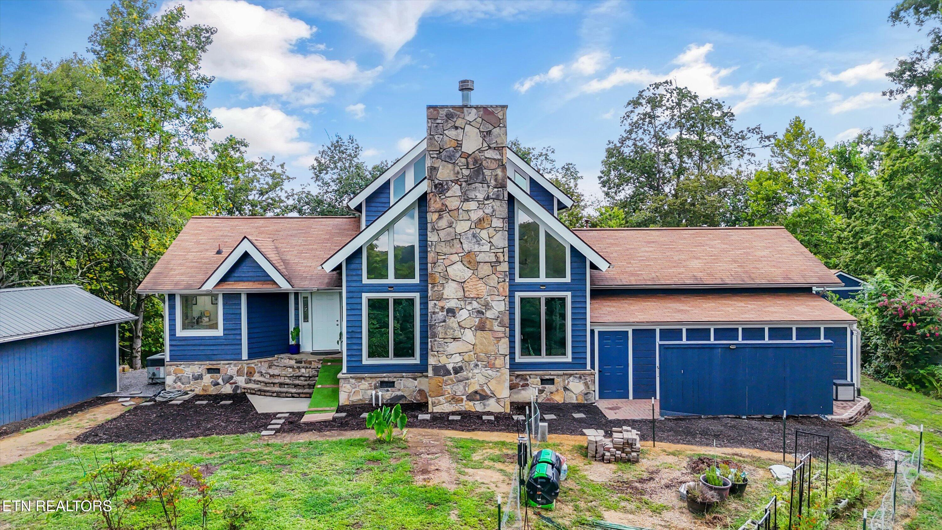 350 Ridgewood Drive Clinton, TN 37716 - Photo 4 of 44 01-350 Ridgewood Dr 024