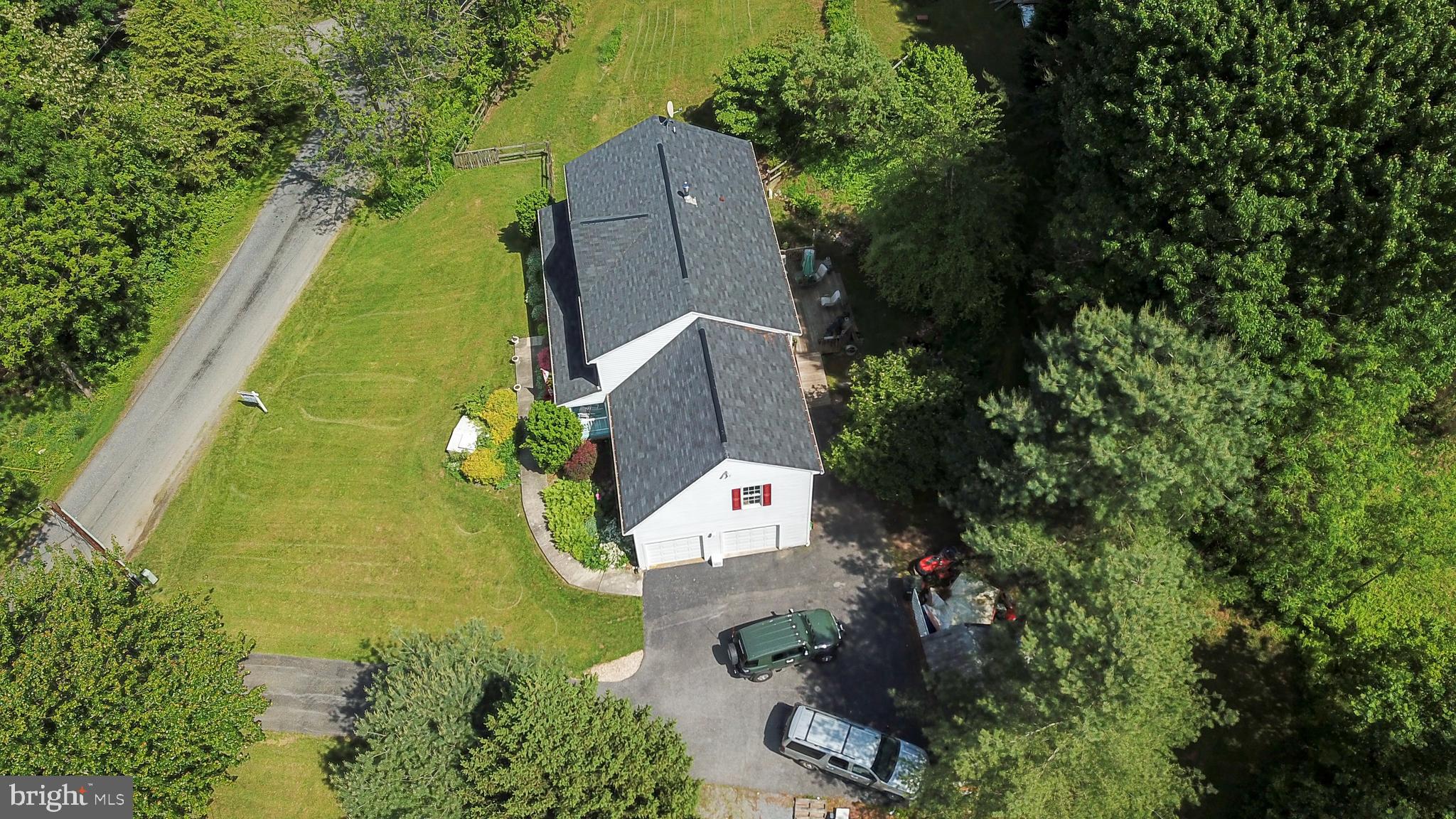 7732 Talbot Run Road Mount Airy, MD 21771 - Photo 50 of 53 Garage and driveway parking