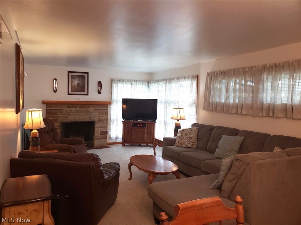 8157 Warren - Sharon Road Masury, OH 44438 - Photo 6 of 26