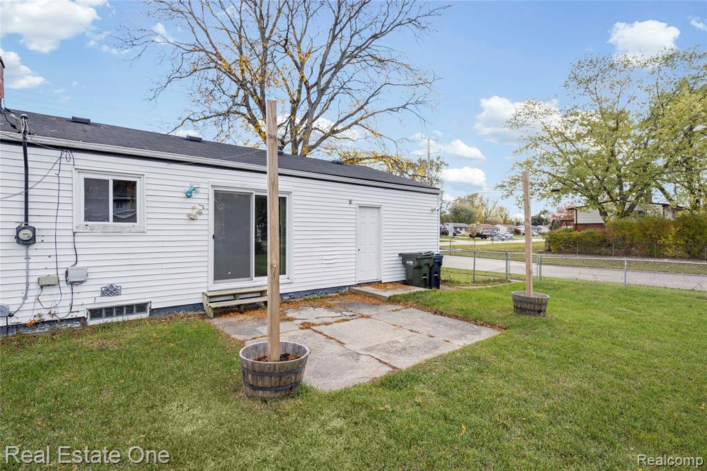 12107 19 Mile Road Sterling Heights, MI 48313 - Photo 19 of 20