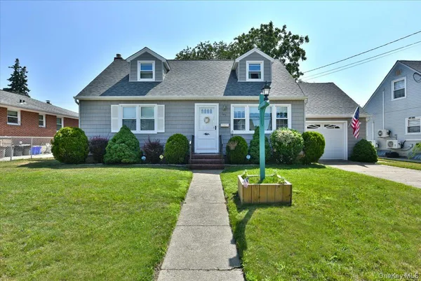 $709,000 | 145 Benedict Avenue, Valley Stream, NY 11580