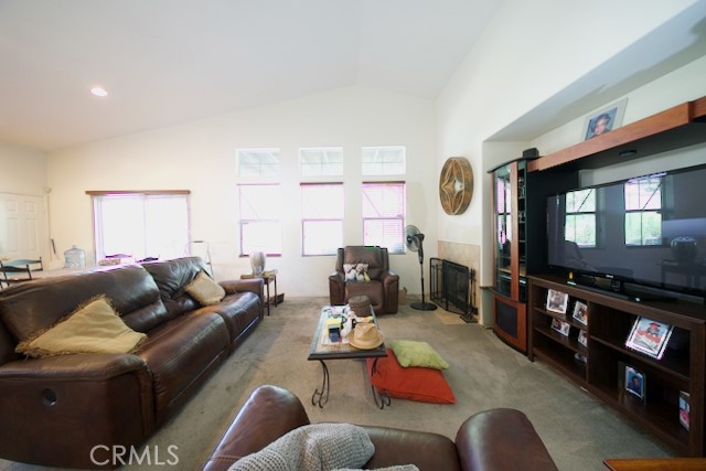 42585 Devant Circle Temecula, CA 92592 - Photo 17 of 47