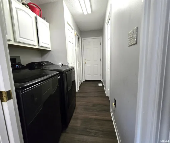 $349,900 | 207 Bob A Rosa Avenue, Murphysboro, IL 62966