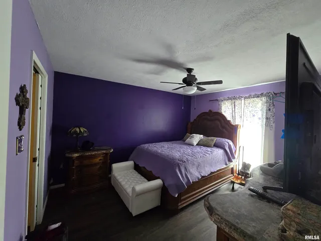 $349,900 | 207 Bob A Rosa Avenue, Murphysboro, IL 62966