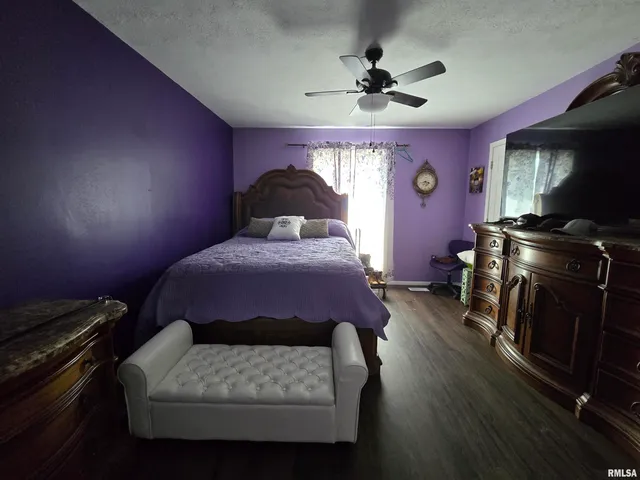 $349,900 | 207 Bob A Rosa Avenue, Murphysboro, IL 62966