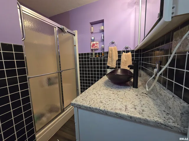 $349,900 | 207 Bob A Rosa Avenue, Murphysboro, IL 62966