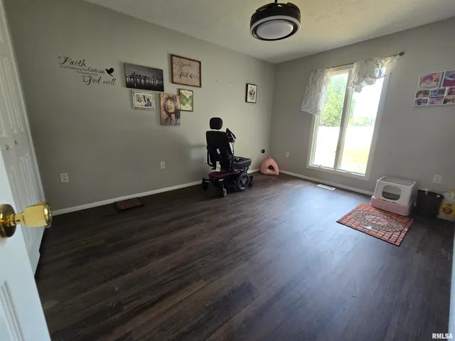 $349,900 | 207 Bob A Rosa Avenue, Murphysboro, IL 62966