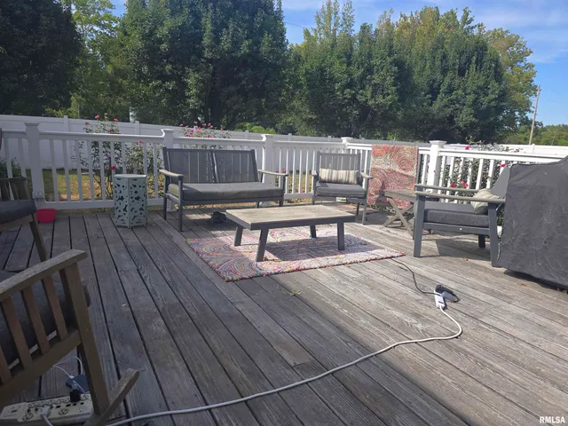 $349,900 | 207 Bob A Rosa Avenue, Murphysboro, IL 62966