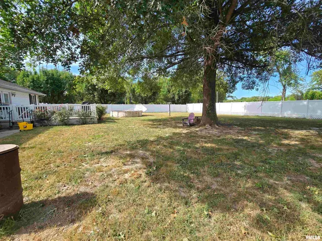 $349,900 | 207 Bob A Rosa Avenue, Murphysboro, IL 62966