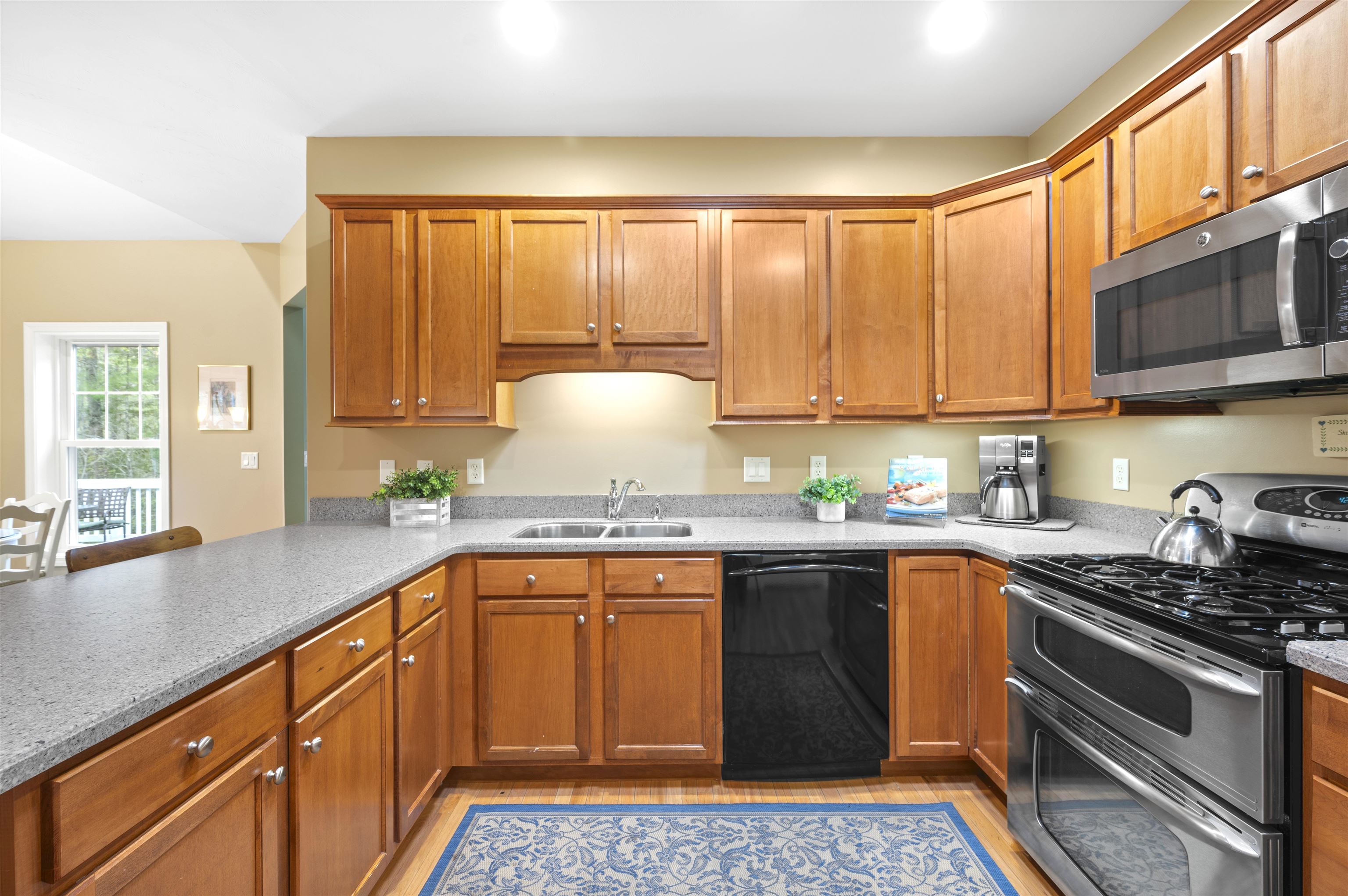 9 Tarleton Lane Amherst, NH 03031 - Photo 10 of 42 Gallery Image 10