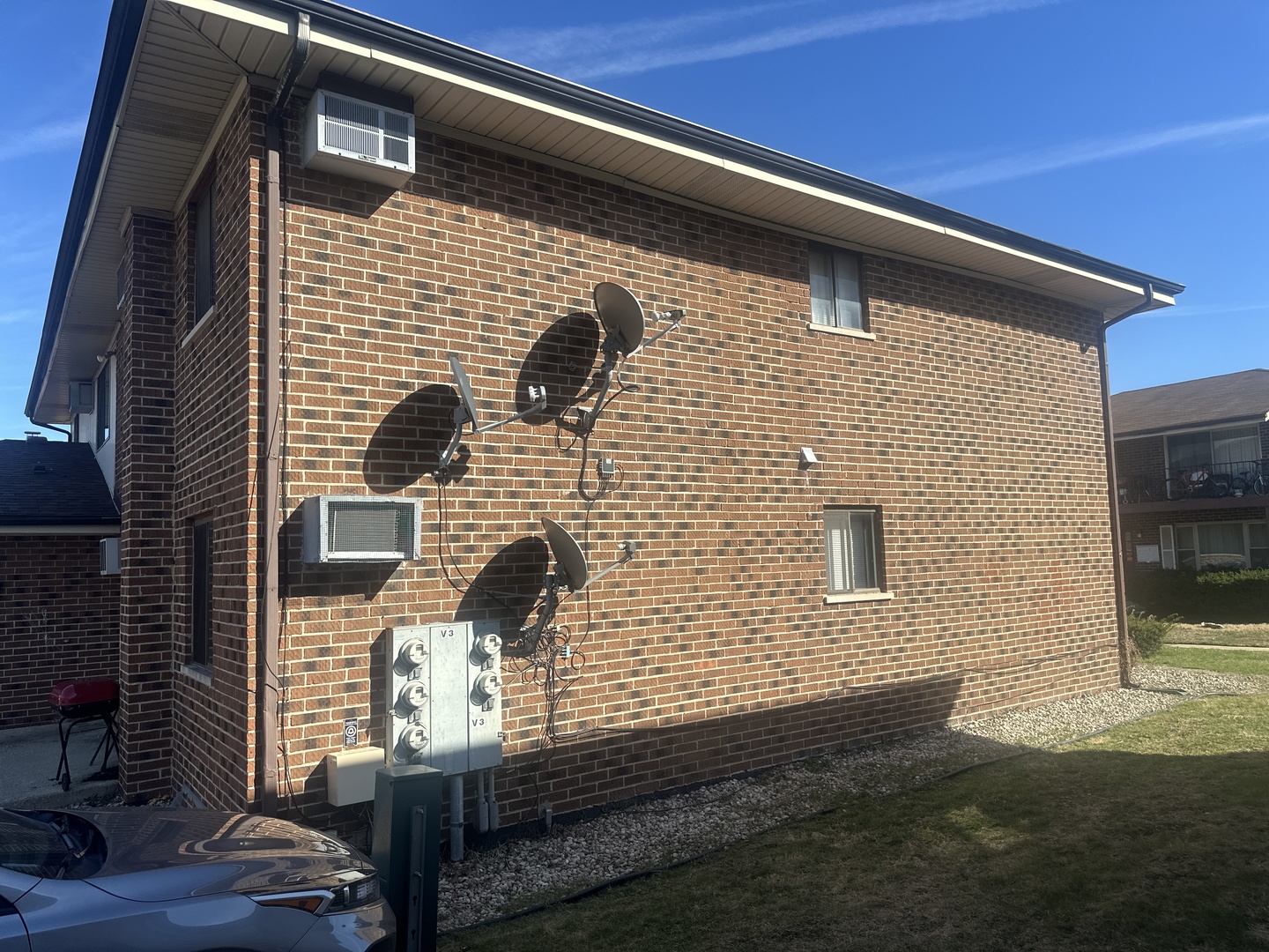 14803 Kilpatrick Avenue Midlothian, IL 60445 - Photo 3 of 12