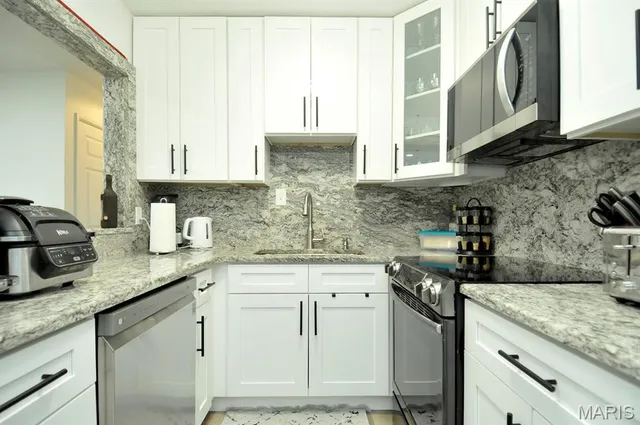 $132,900 | 2535 Senator Court, Unit I, St. Louis, MO 63125