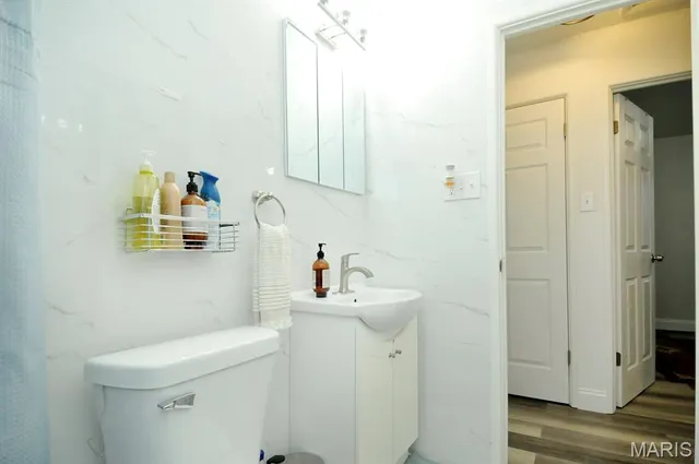 $132,900 | 2535 Senator Court, Unit I, St. Louis, MO 63125