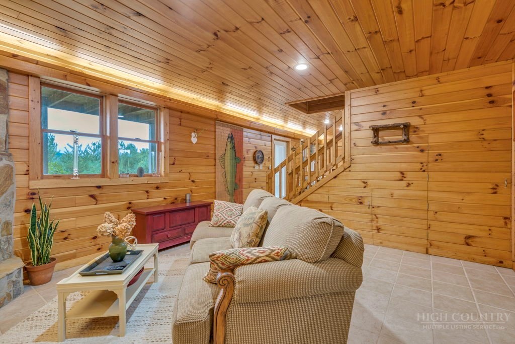 526 Welcome Way Boone, NC 28607 - Photo 31 of 41 Gallery Image 31