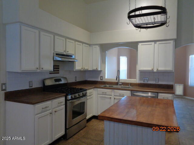 2167 Santa Fe Trail Sierra Vista, AZ 85635 - Photo 2 of 17 DSC08943