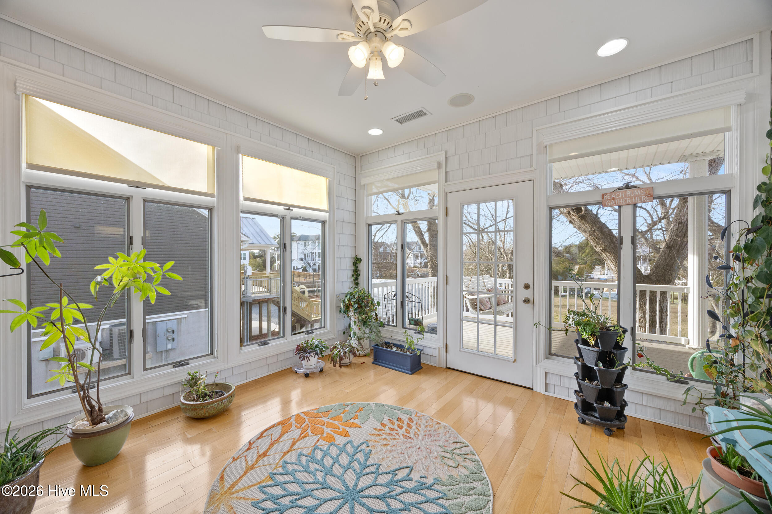 1031 Mallard Bay Road Hampstead, NC 28443 - Photo 19 of 59 43_sunroom