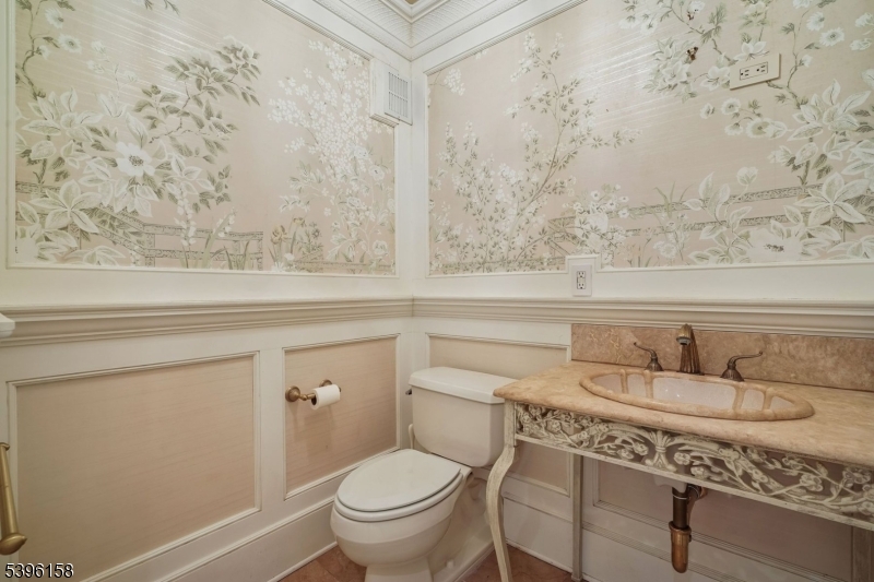 1 Euclid Avenue, Unit 5B Summit, NJ 07901 - Photo 12 of 31