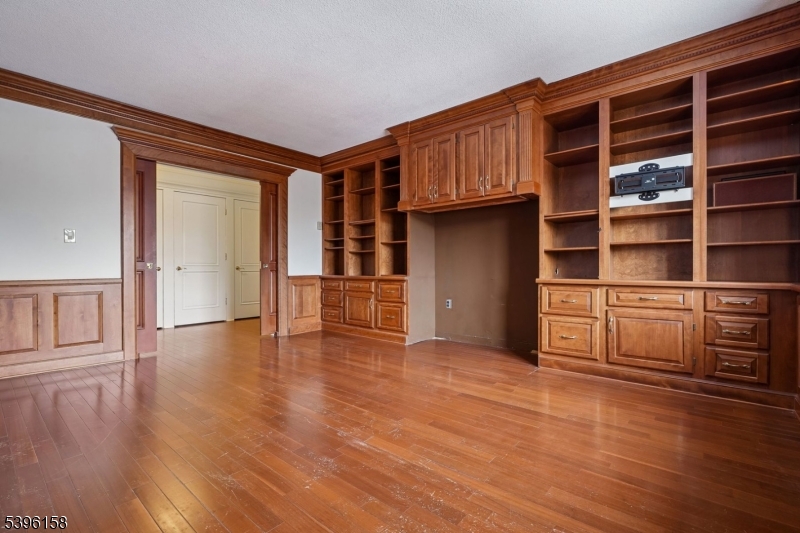 1 Euclid Avenue, Unit 5B Summit, NJ 07901 - Photo 28 of 31