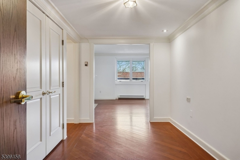 1 Euclid Avenue, Unit 5B Summit, NJ 07901 - Photo 5 of 31