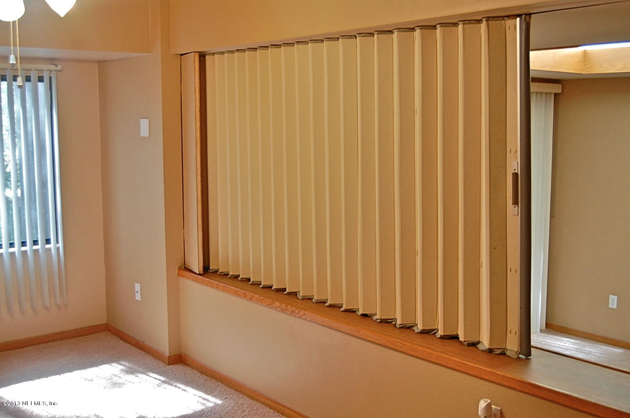 2920 Ravines Road, Unit 1205 Middleburg, FL 32068 - Photo 16 of 25 Upper BR divider