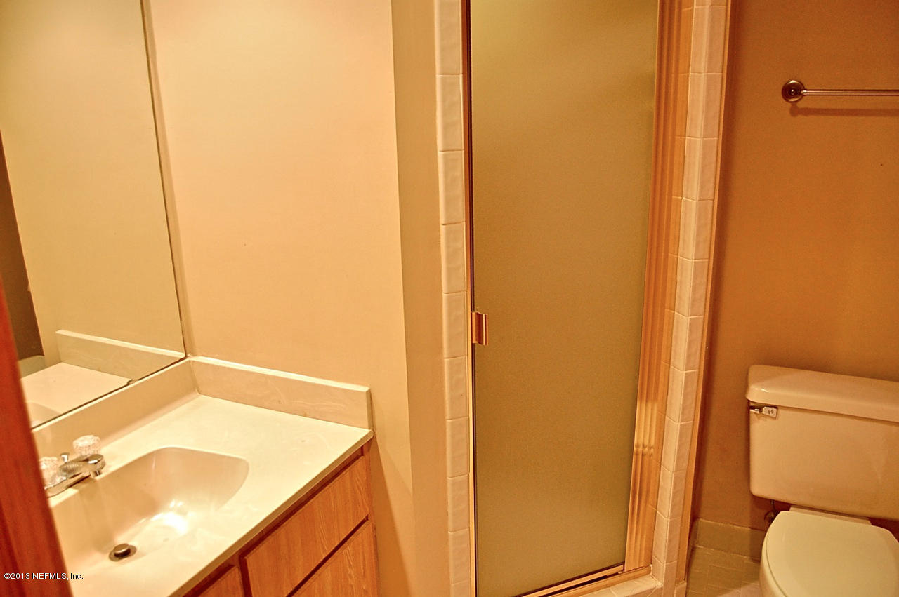 2920 Ravines Road, Unit 1205 Middleburg, FL 32068 - Photo 18 of 25 Bathroom #1