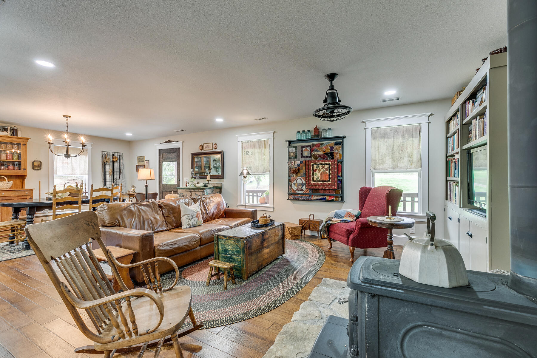 165 Jockey Road Chuckey, TN 37641 - Photo 14 of 69 010