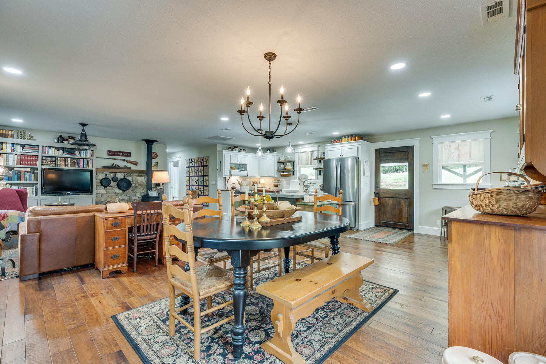 165 Jockey Road Chuckey, TN 37641 - Photo 21 of 69 Dining area to Kitchen