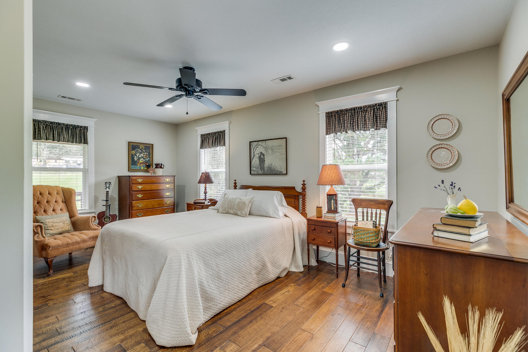 165 Jockey Road Chuckey, TN 37641 - Photo 22 of 69 Master Bedroom