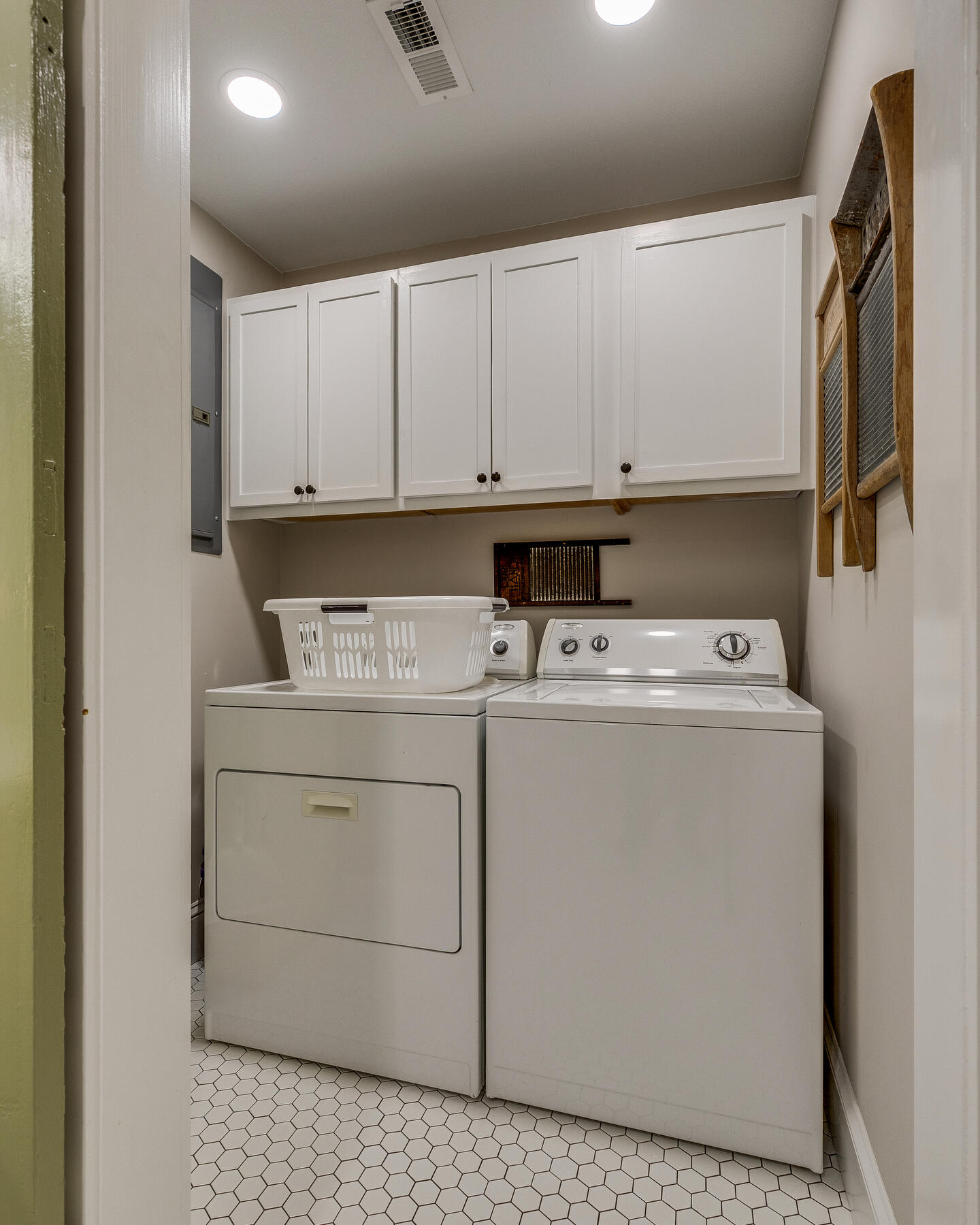165 Jockey Road Chuckey, TN 37641 - Photo 27 of 69 Laundry area w barn door