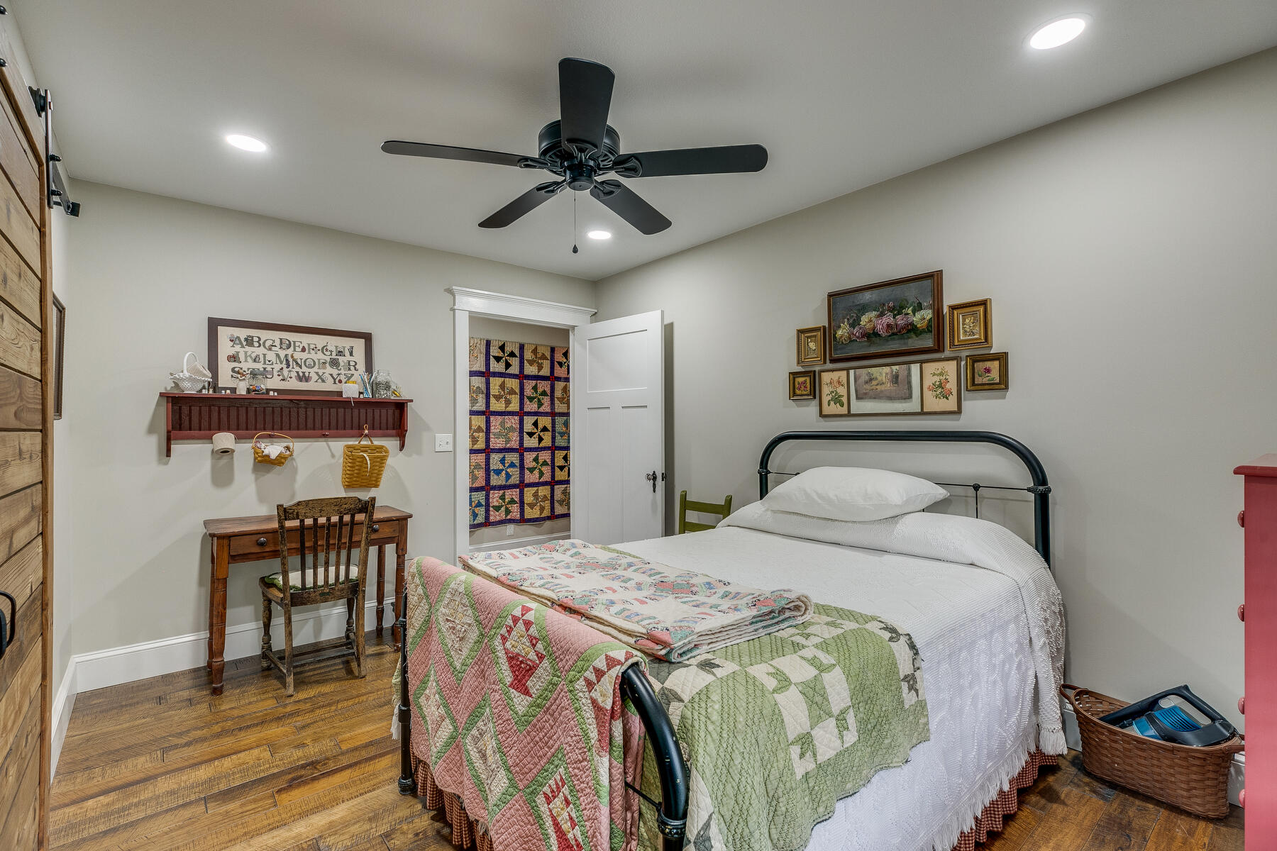 165 Jockey Road Chuckey, TN 37641 - Photo 29 of 69 2nd bedroom