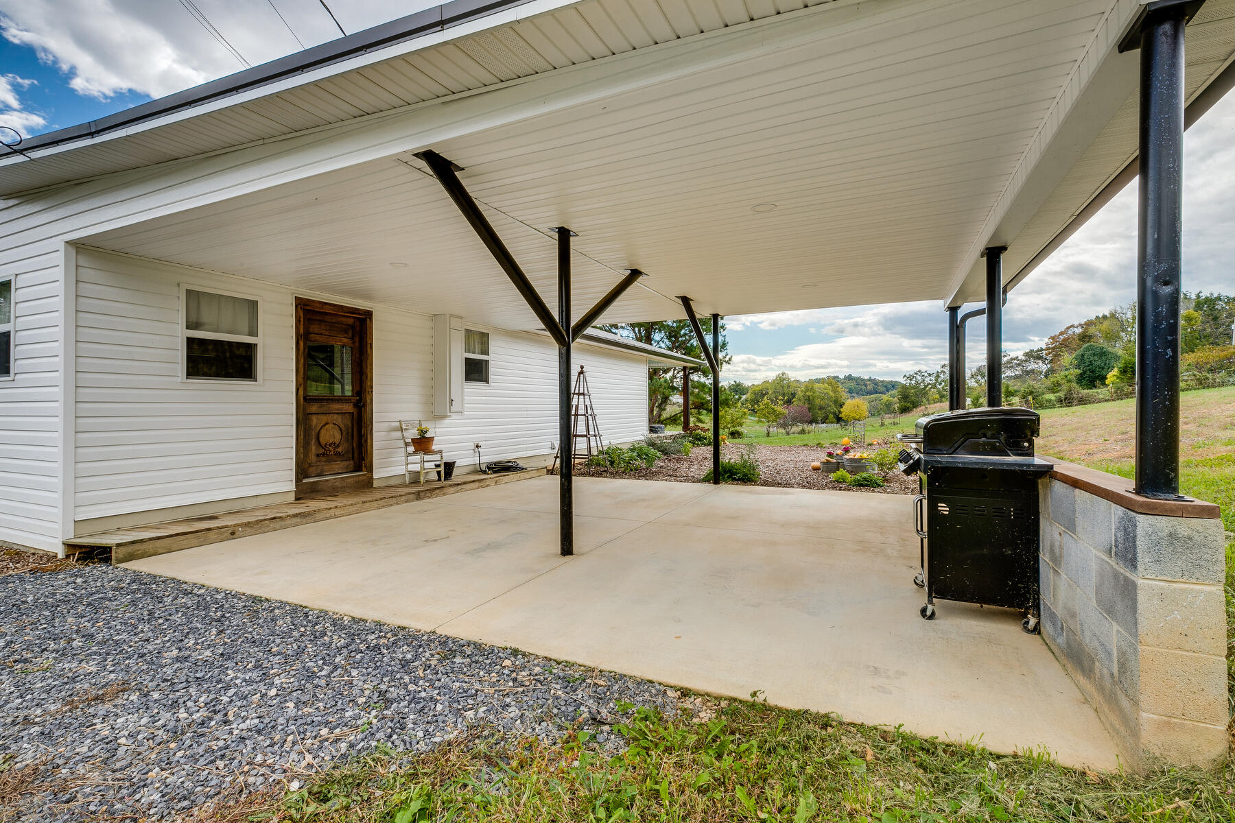 165 Jockey Road Chuckey, TN 37641 - Photo 35 of 69 2 car carport