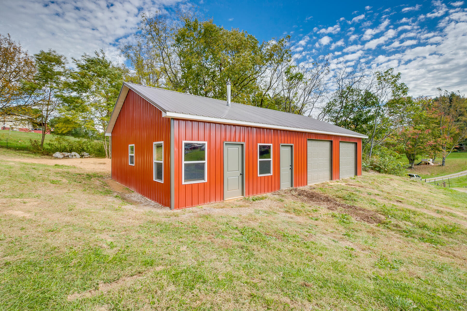 165 Jockey Road Chuckey, TN 37641 - Photo 36 of 69 Nice Double garage doors on front
