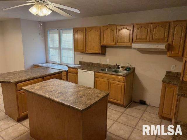 538 South 17th Street Murphysboro, IL 62966 - Photo 12 of 26 a kitchen with a sink a stove top oven and cabinetry