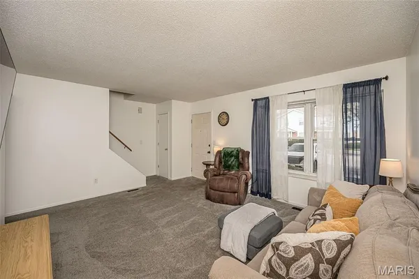 $200,000 | 1318 Summergate Parkway, St. Charles, MO 63303