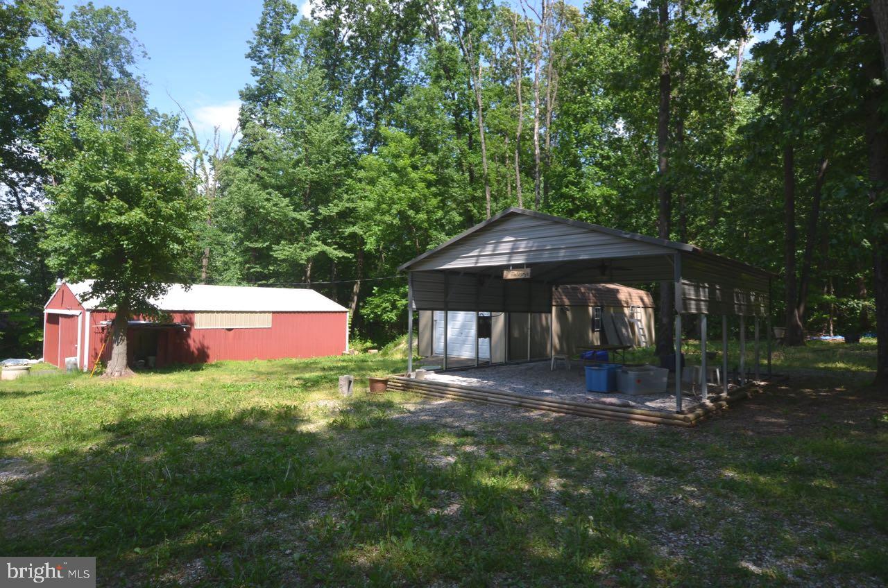 385 East Butter Road York, PA 17404 - Photo 12 of 31
