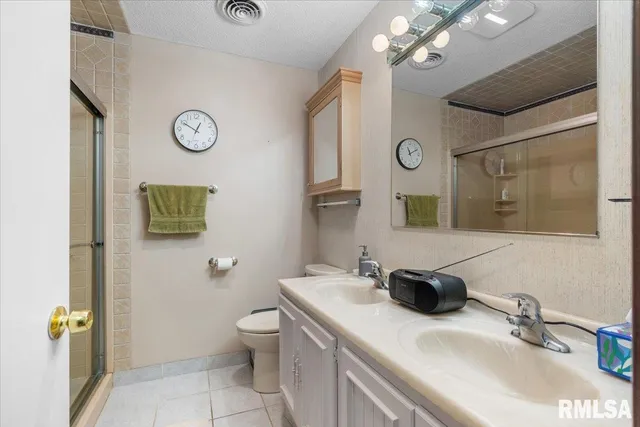 $145,000 | 412 East Broadway Street, Virginia, IL 62691