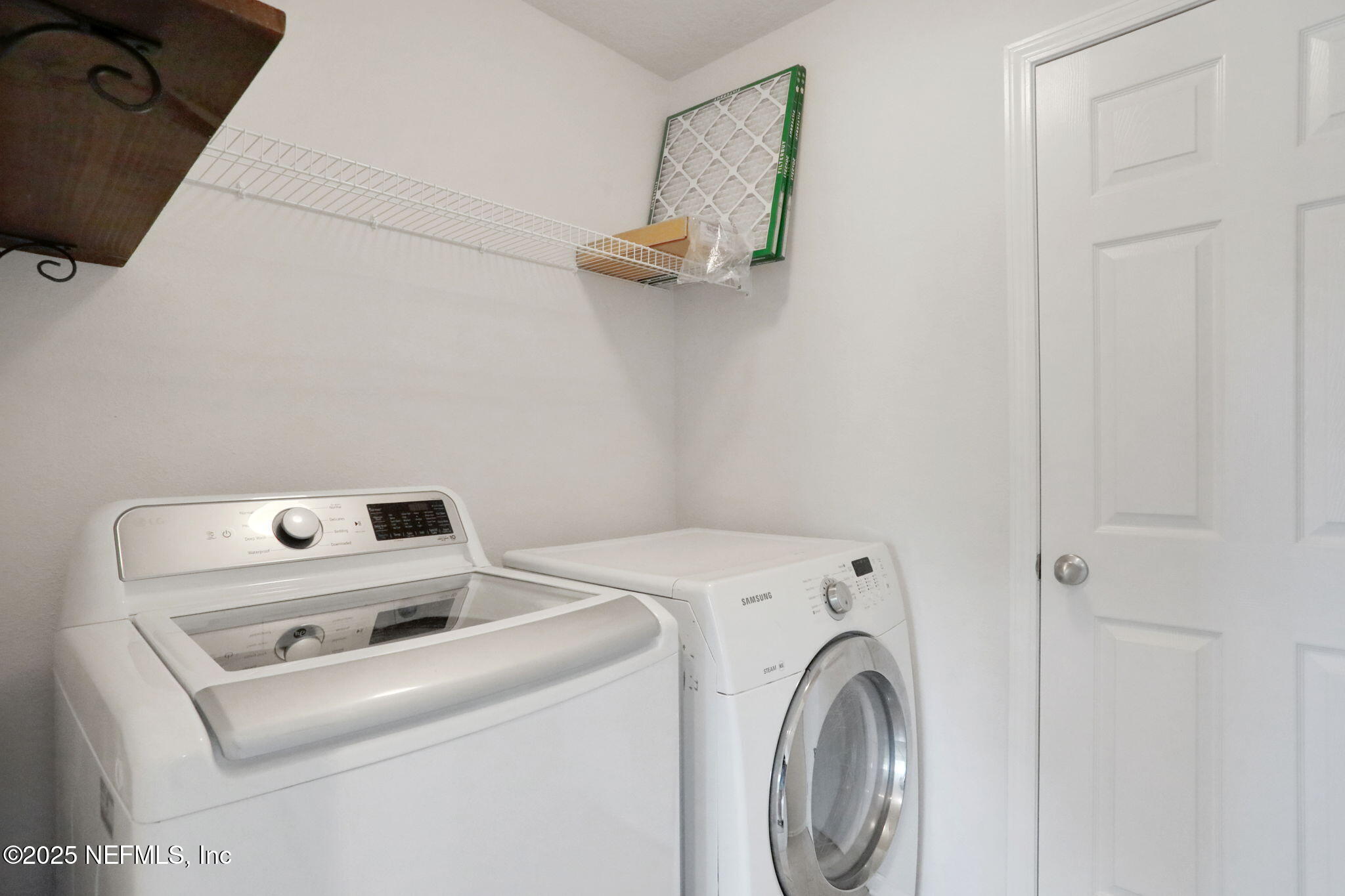 277 Sandstone Drive St. Augustine, FL 32086 - Photo 29 of 47 a utility room with dryer and washer