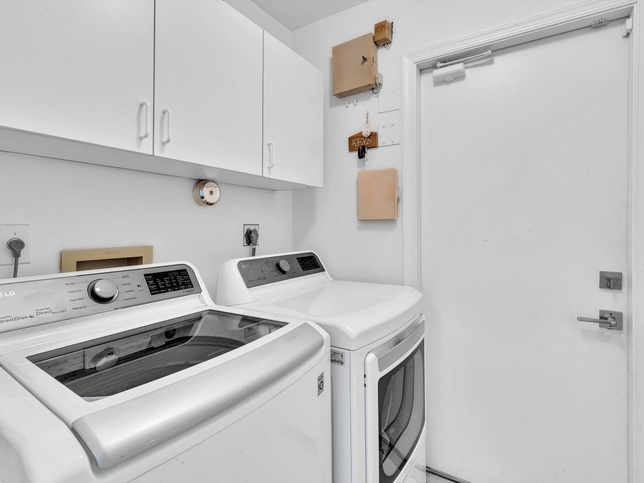 6307 Via Palladium Boca Raton, FL 33433 - Photo 64 of 85 a utility room with dryer and washer