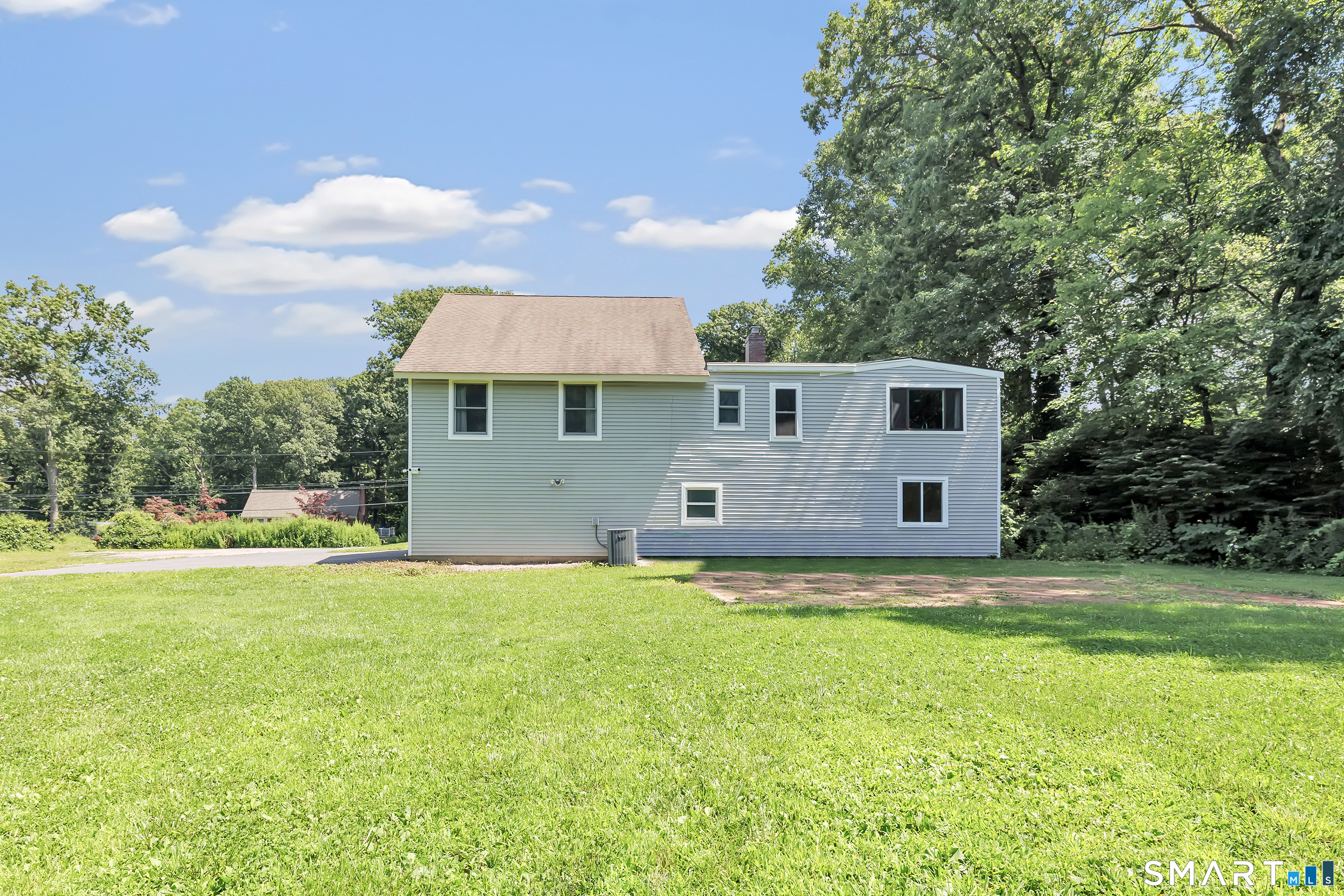 49 Moose Hill Road Trumbull, CT 06611 - Photo 37 of 39 Gallery Image 37