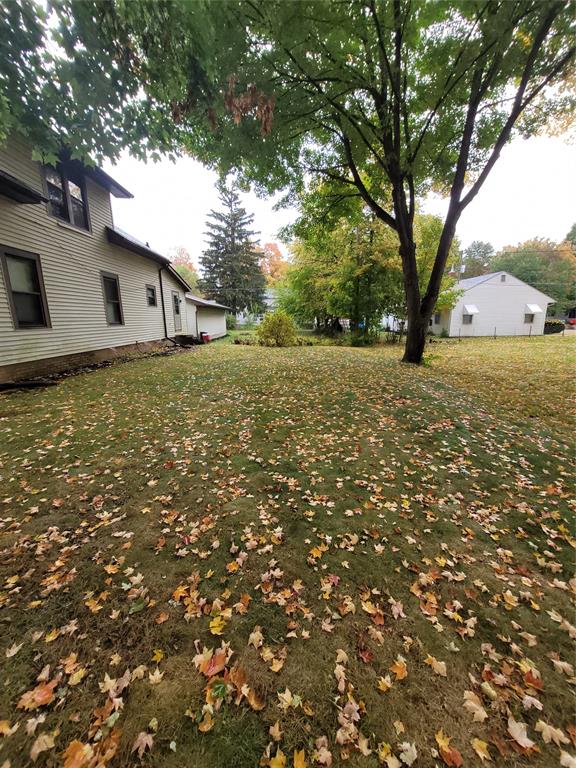 615 Washington Street Covington, IN 47932 - Photo 6 of 27
