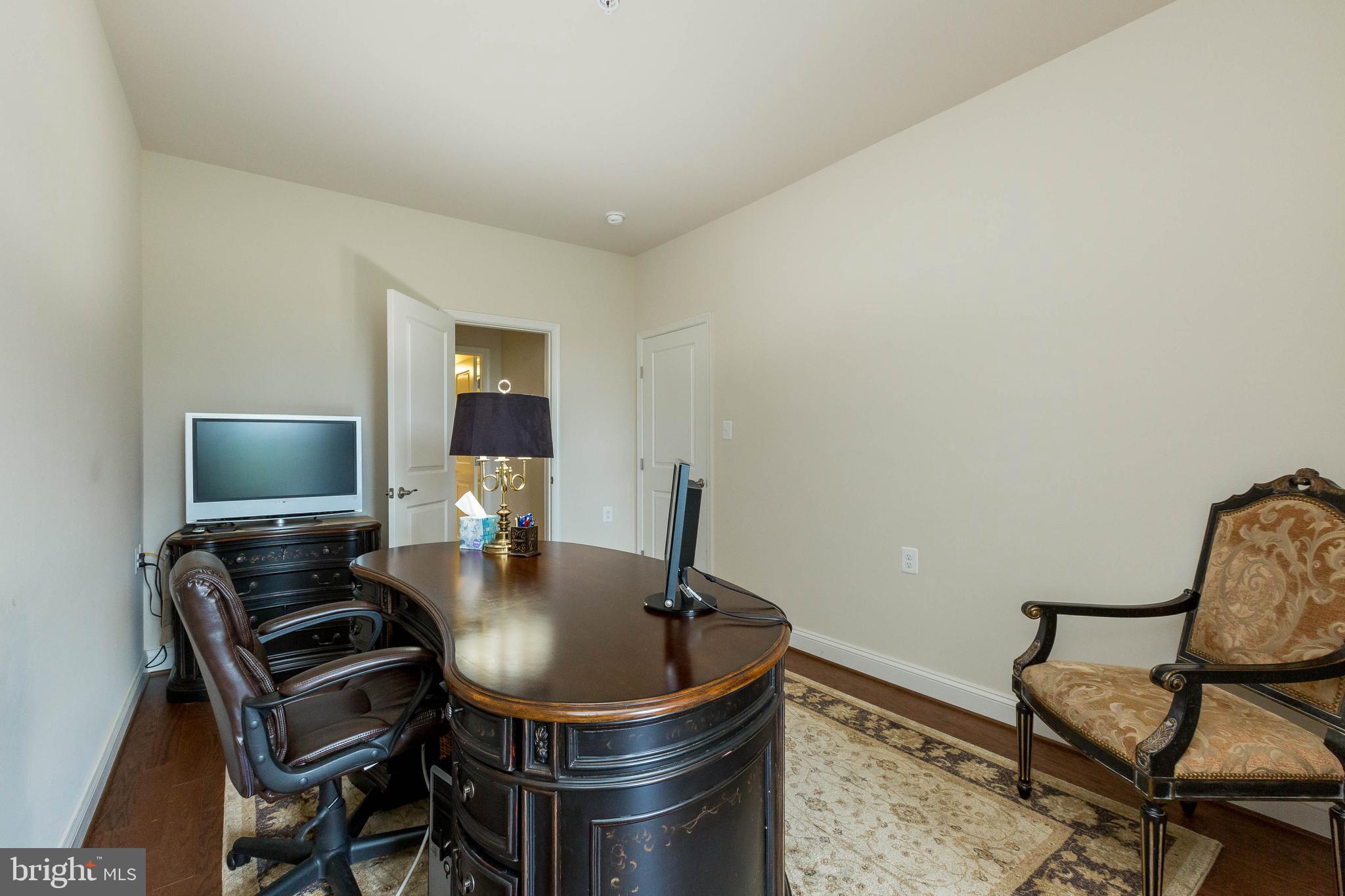 1113 Holden Road Frederick, MD 21701 - Photo 4 of 43