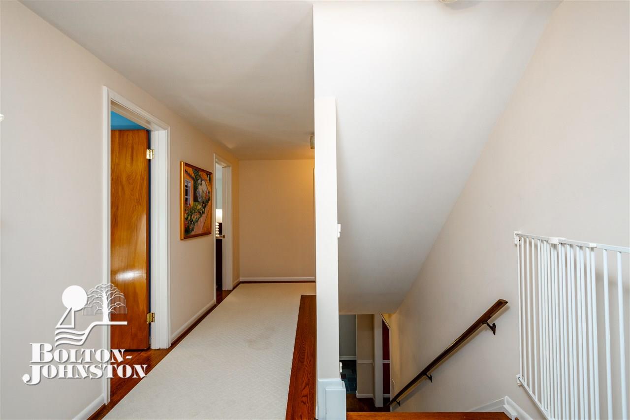 583 Washington Road Grosse Pointe, MI 48230 - Photo 32 of 56 50010997-31.JPG
