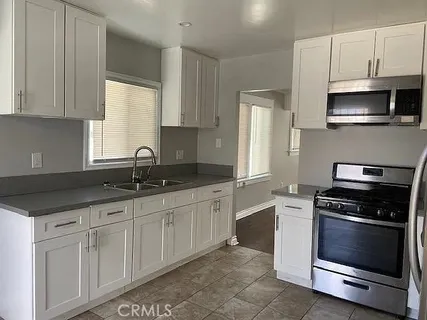 $849,000 | 431 West 78th Street, Los Angeles, CA 90003