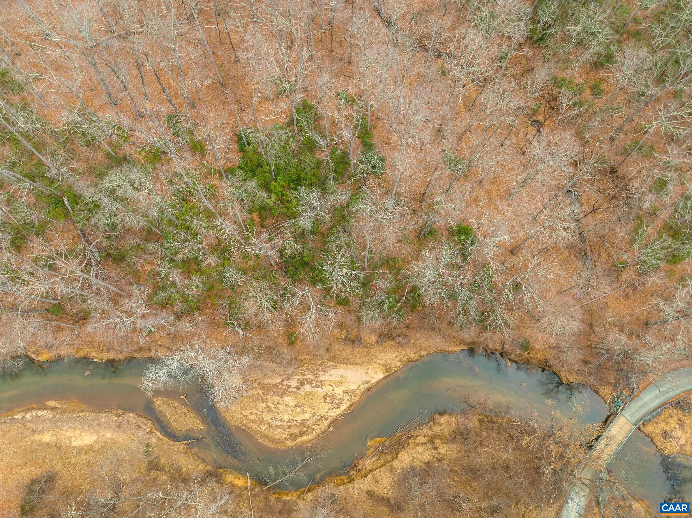 Durrett Ridge Road Ruckersville, VA 22968 - Photo 5 of 32 a view of bathtub in middle of a lake