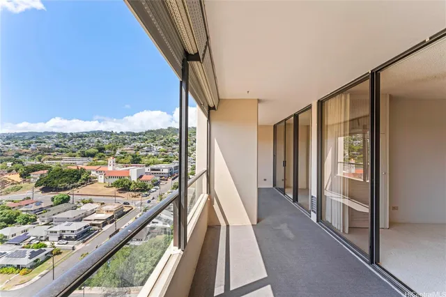 $399,000 | 1717 Mott Smith Drive, Unit 2212, Honolulu, HI 96822